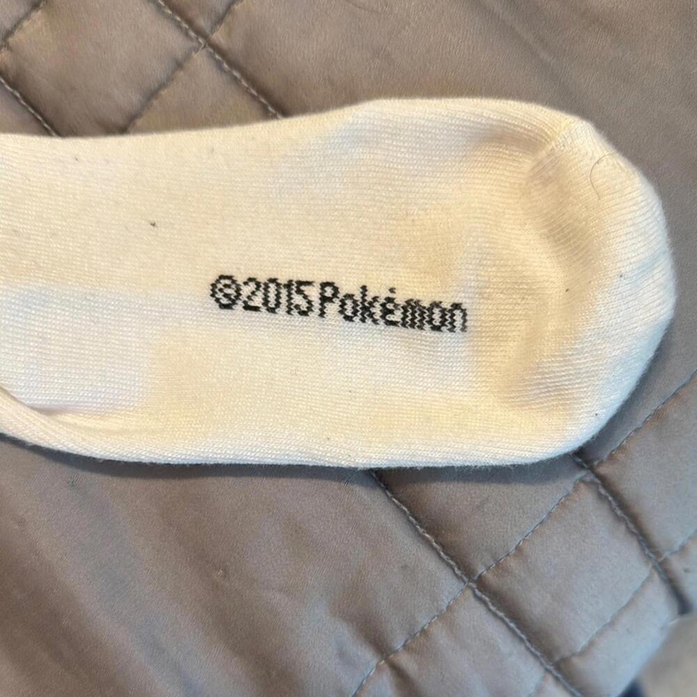 Charizard Graphic Socks - Retro Style - Picture 3 of 3